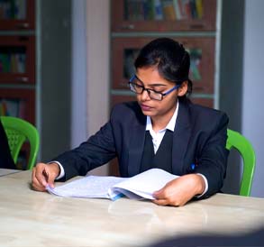 Admission for 5 year law college in lucknow